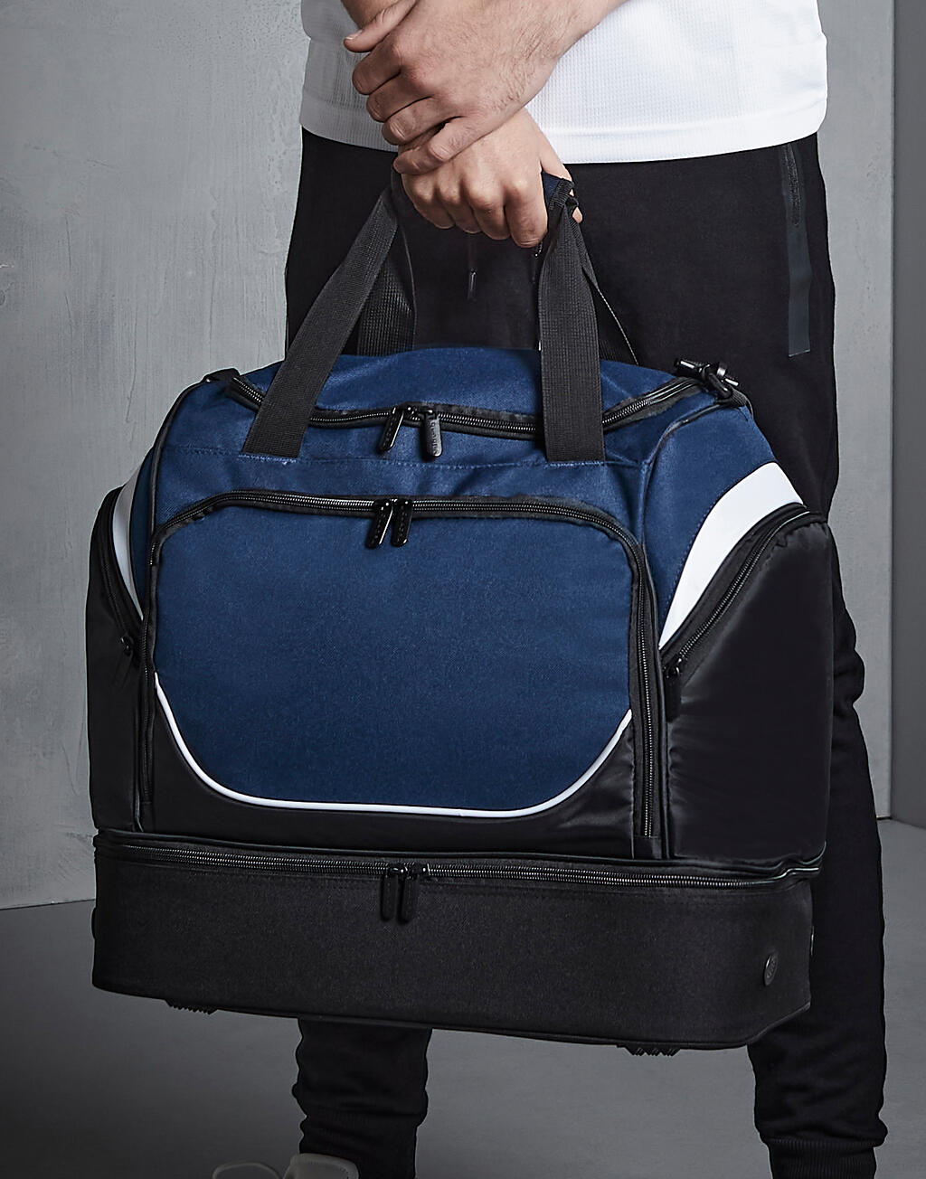 Pro Team Hardbase Holdall in Farbe Black/Black/Light Grey
