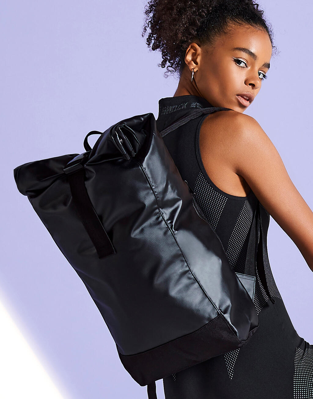Tarp Roll Top Backpack in Farbe Black