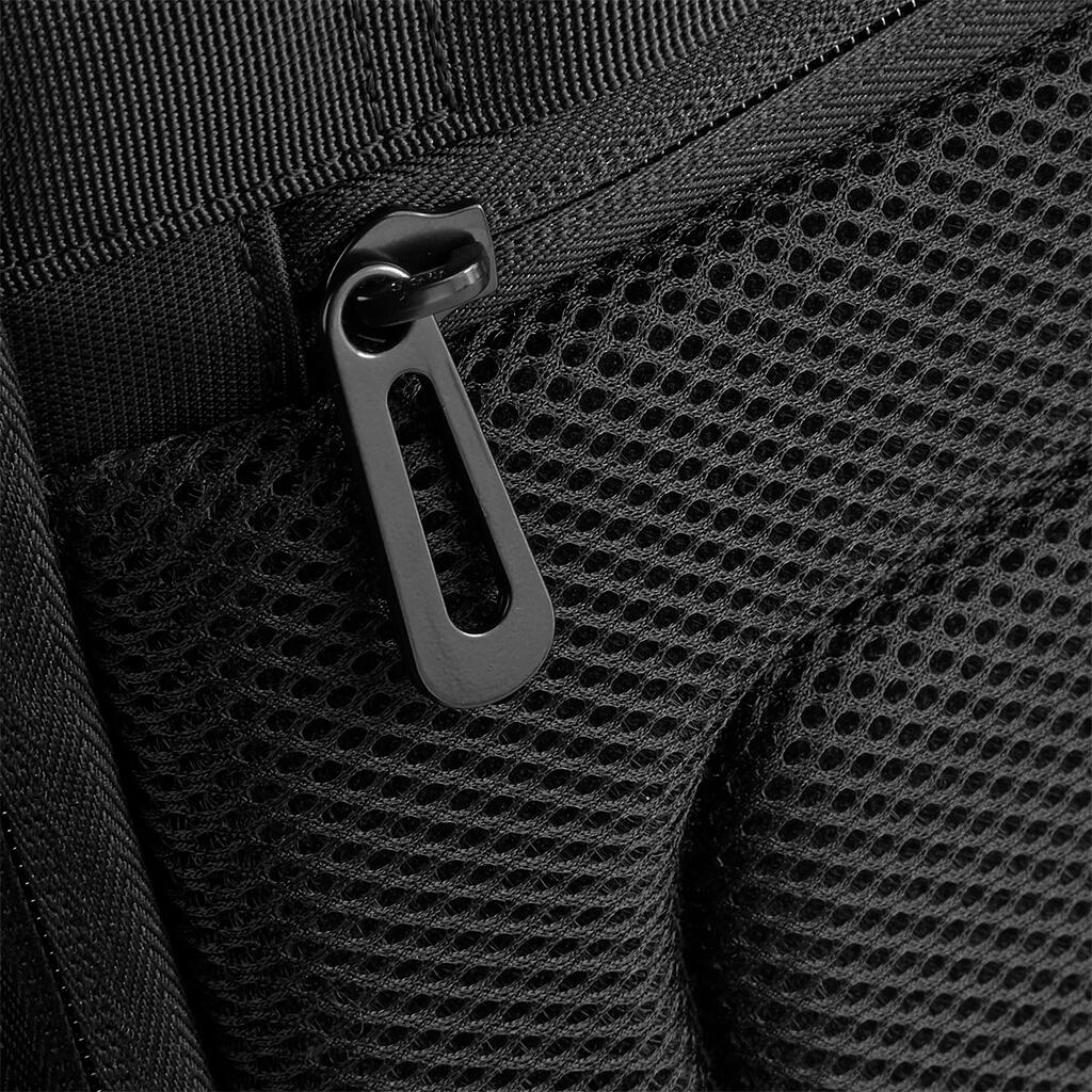 Project Charge Security Backpack in Farbe Black