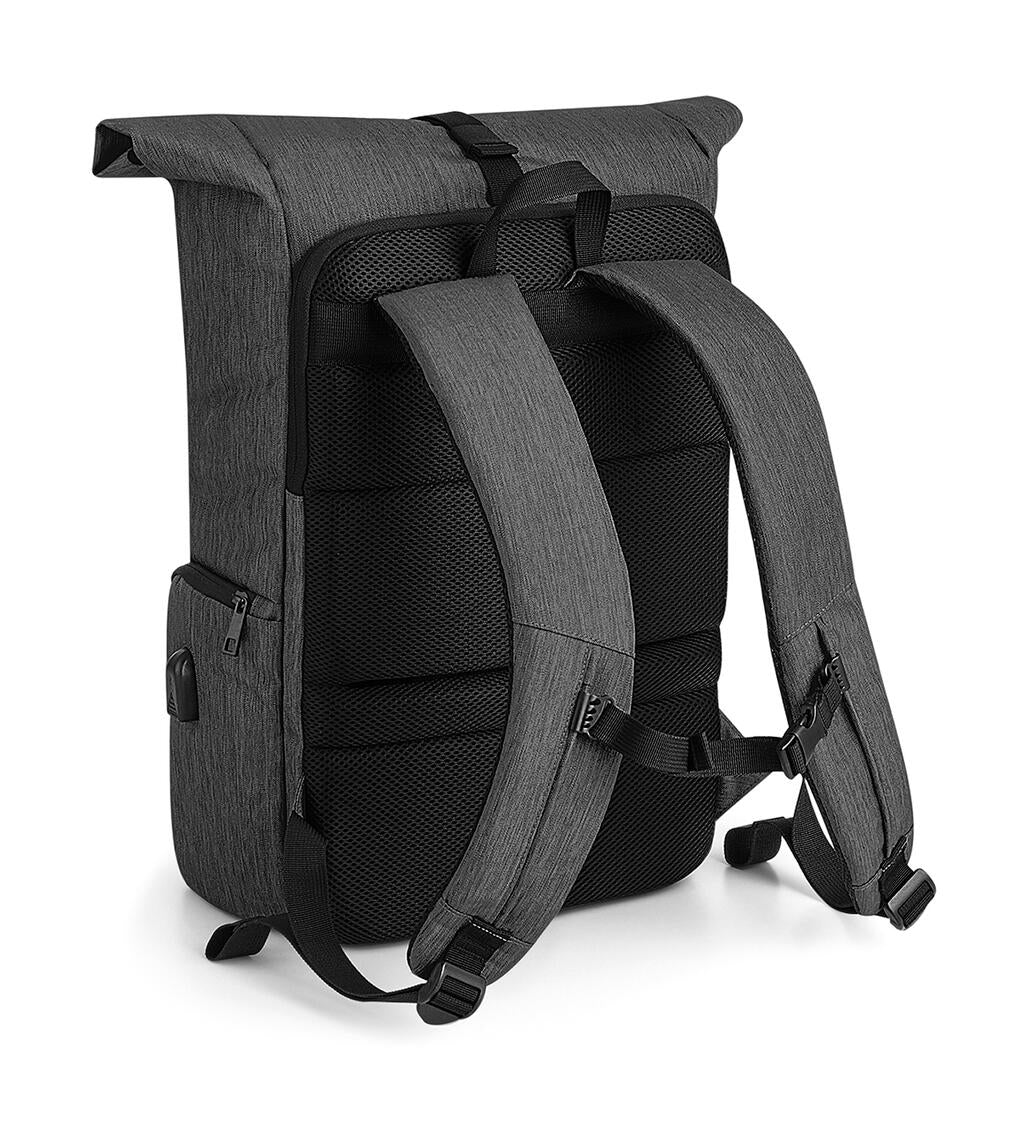 Q-Tech Charge Roll-Top Backpack in Farbe Black