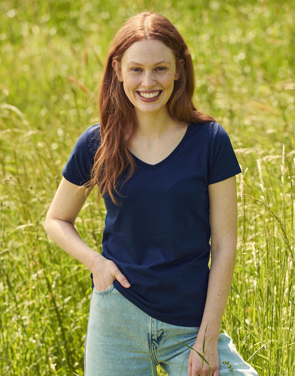 Iconic 150 V Neck T in Farbe White