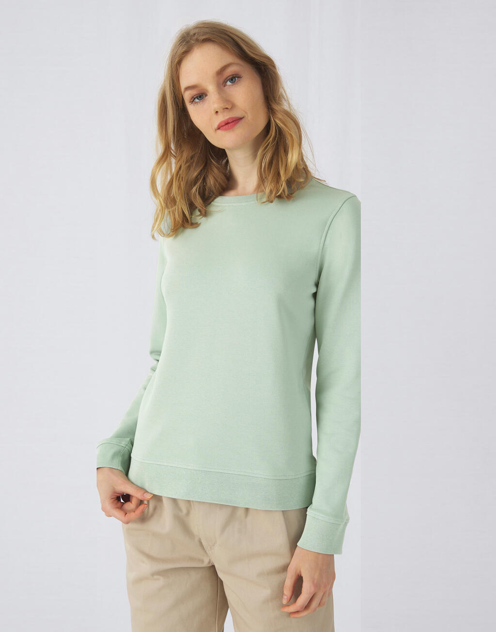 Organic Inspire Crew Neck /women in Farbe White