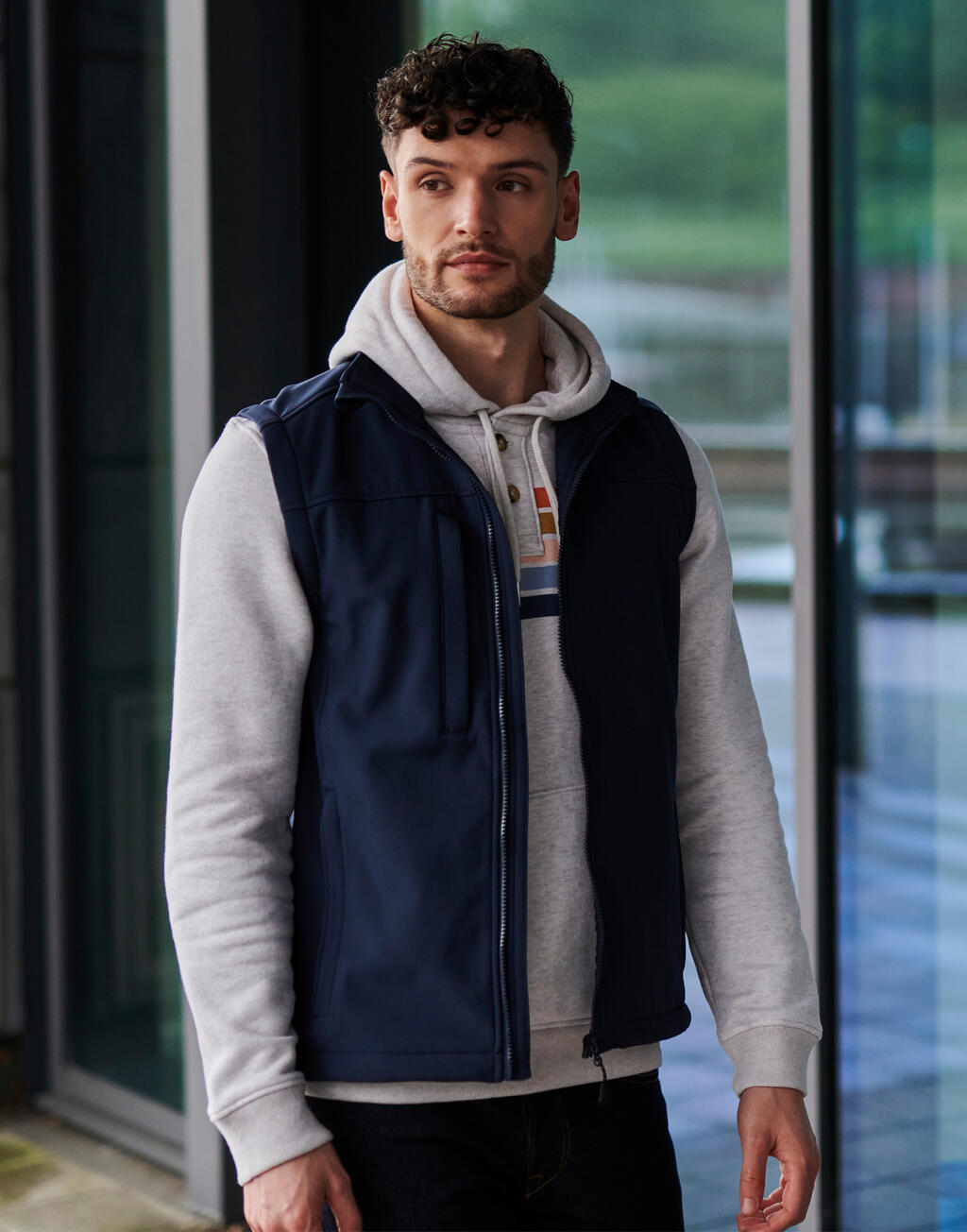 Flux Softshell Bodywarmer in Farbe Seal Grey
