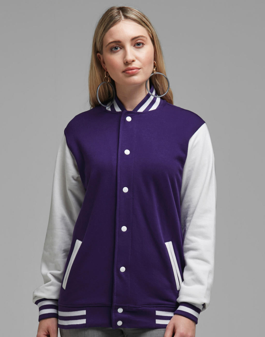 Varsity Jacket in Farbe Black/White