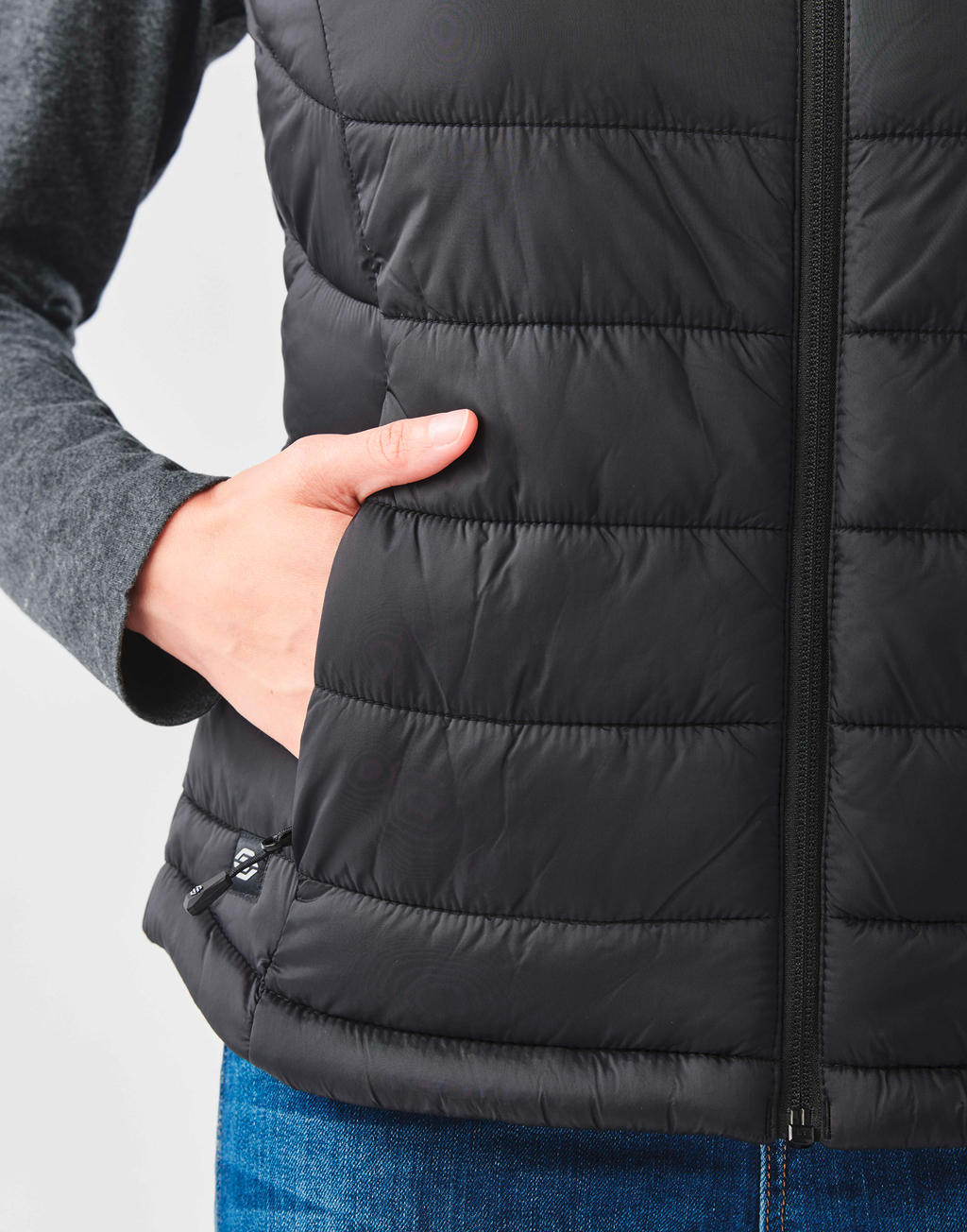 Women's Stavanger Thermal Vest in Farbe Black