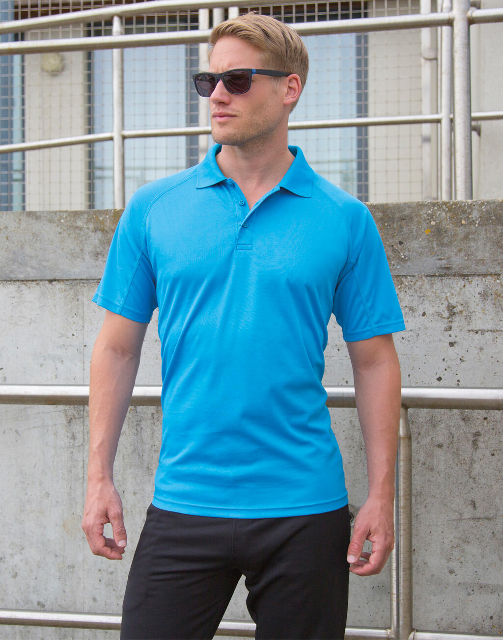 Performance Aircool Polo in Farbe White