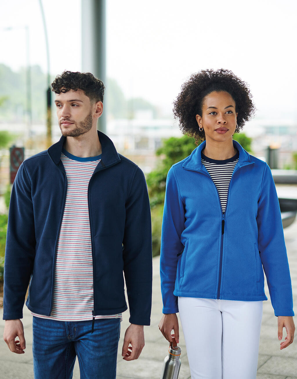 Women's Micro Full Zip Fleece in Farbe Black