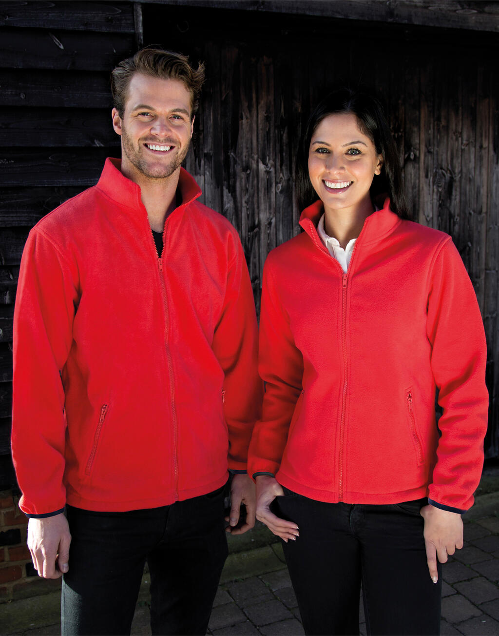 Fashion Fit Outdoor Fleece in Farbe Black