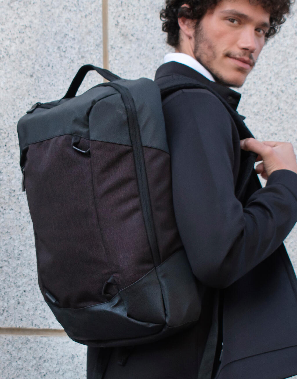 Luxembourg Vital Laptop Backpack in Farbe Black Melange