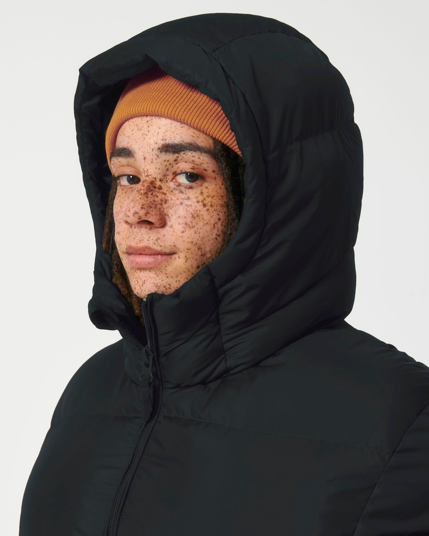 Puffer in Farbe Black