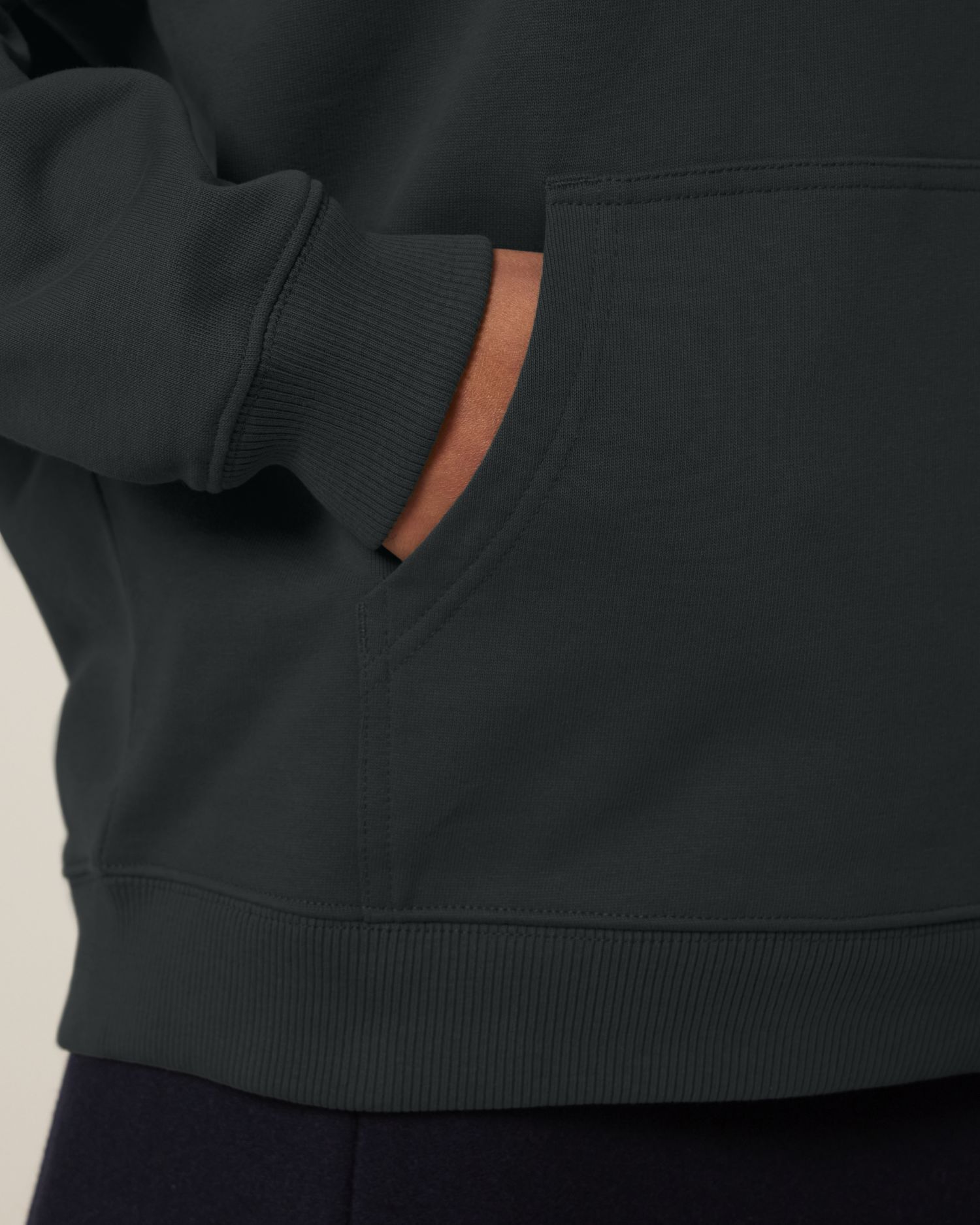 Hoodie Slammer 2.0 in Farbe Black