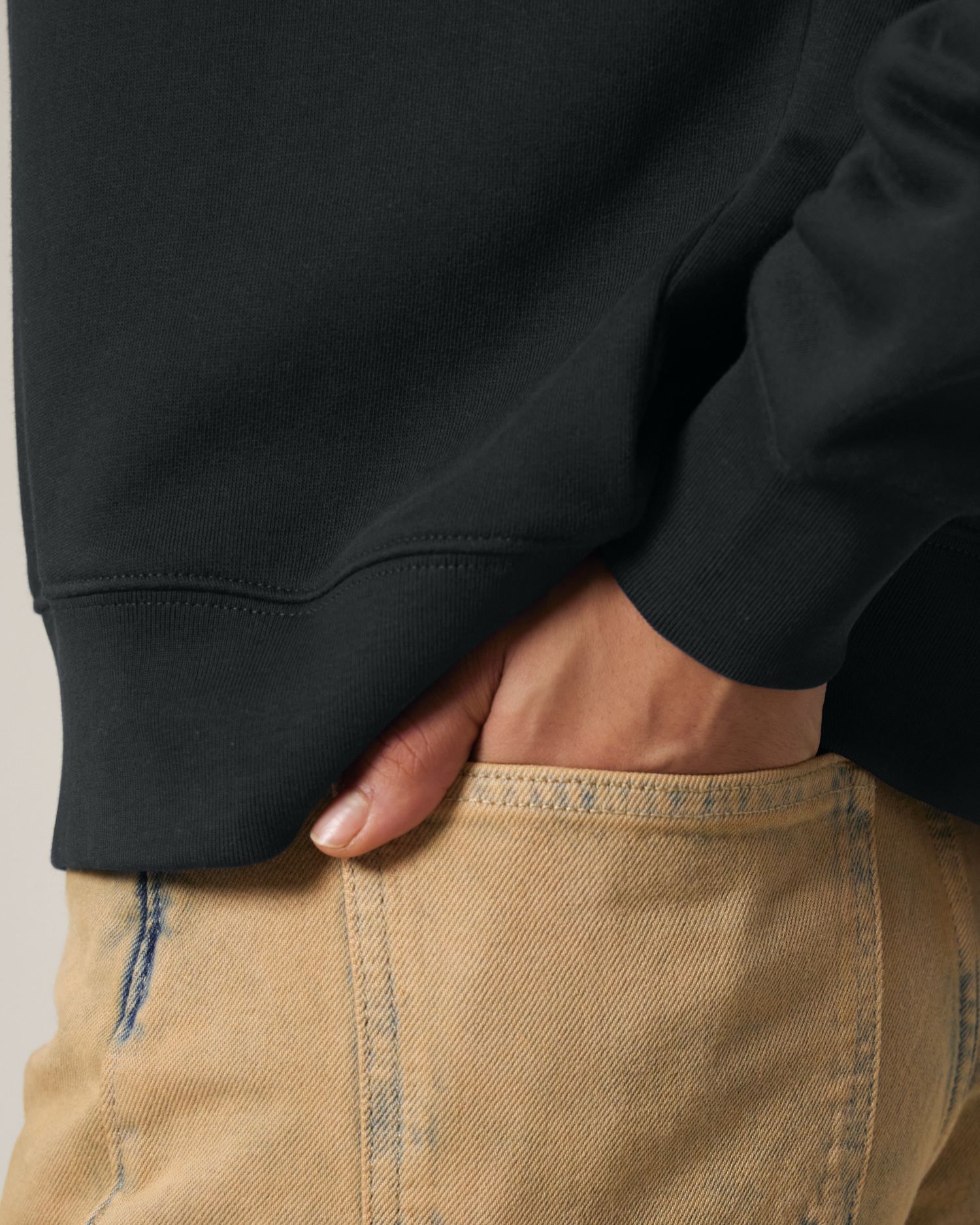 Sweatshirt Stella Alma in Farbe Black