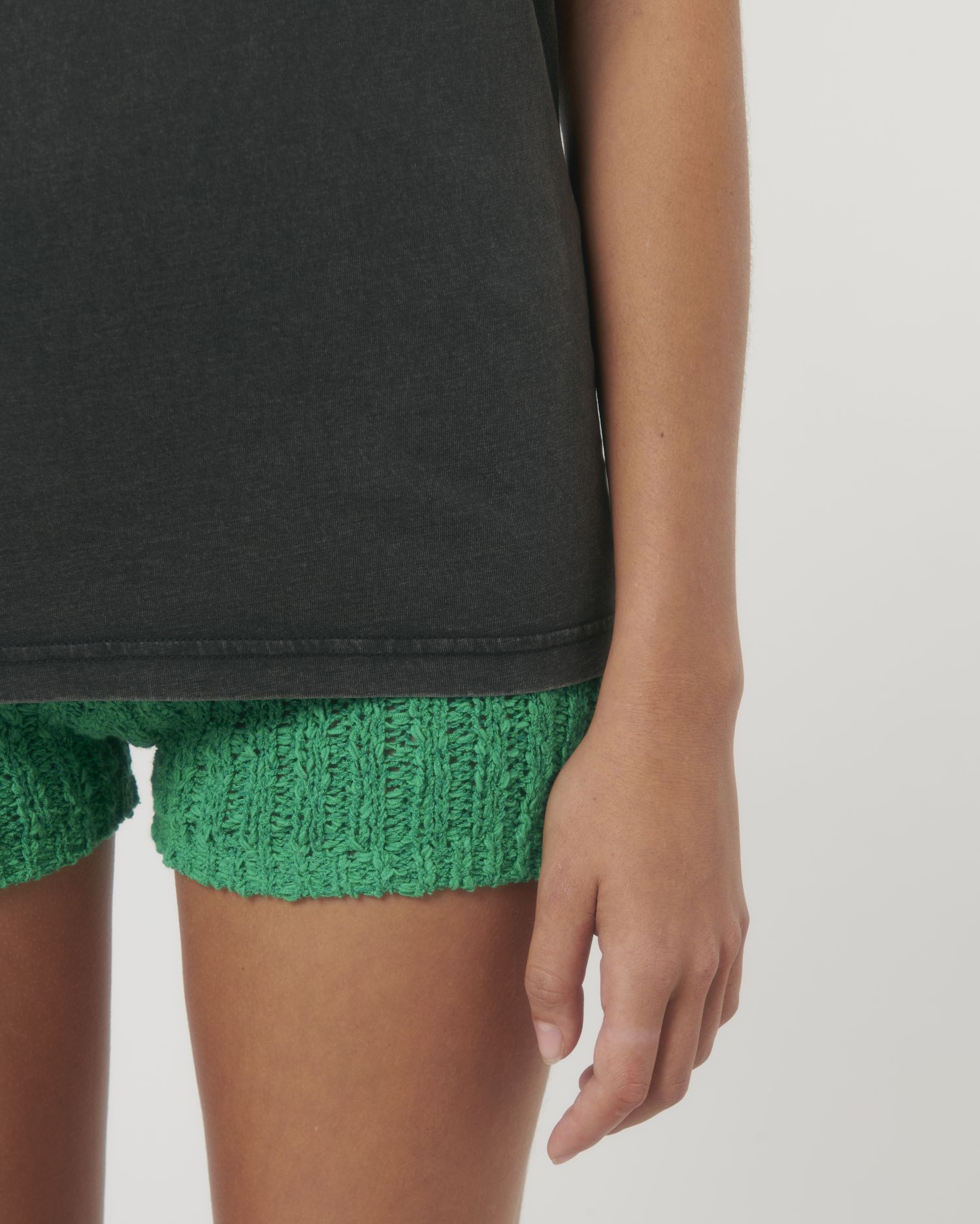 T-Shirt Crafter Vintage in Farbe G. Dyed Black Rock