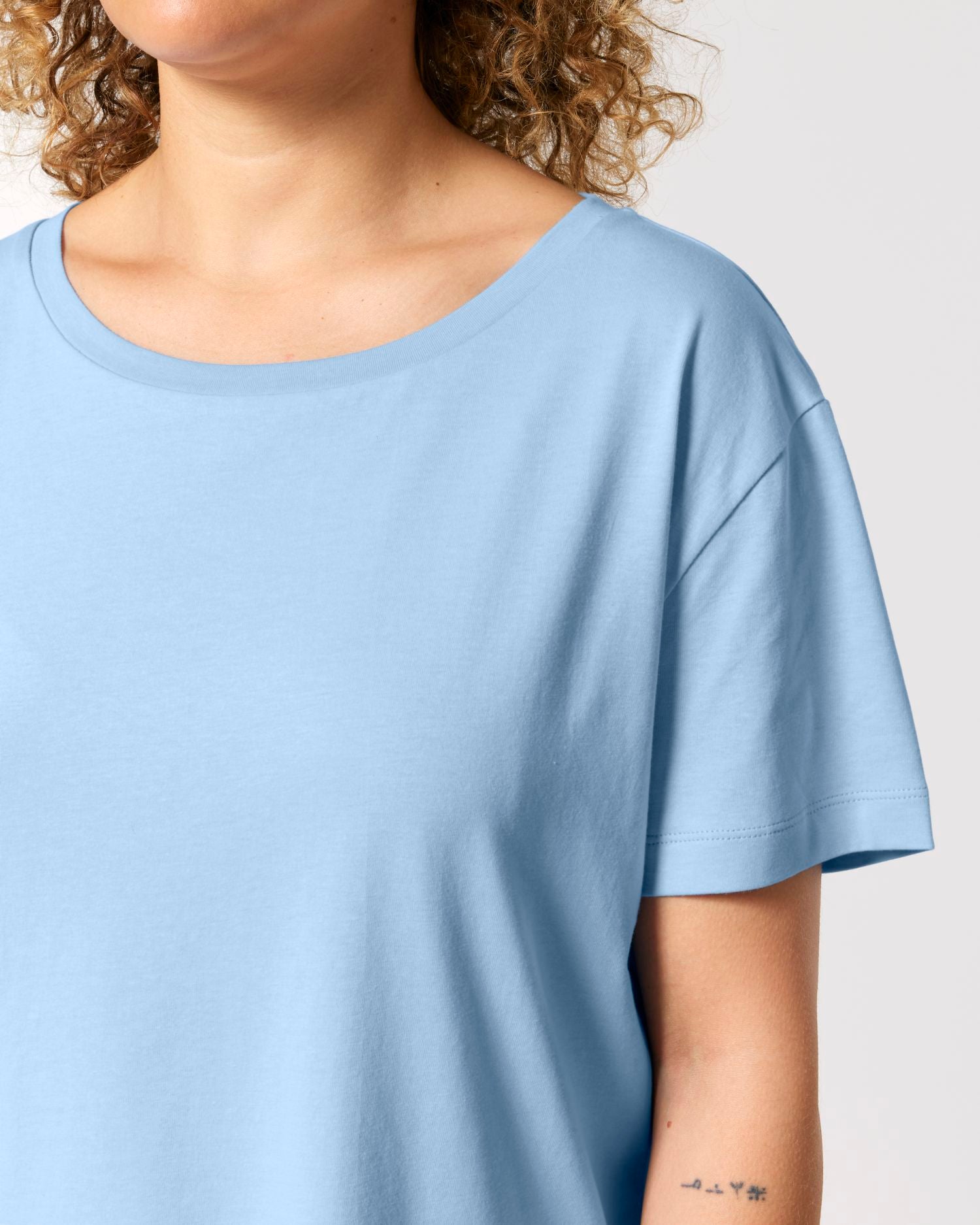 T-Shirt Stella Serena in Farbe Blue Soul