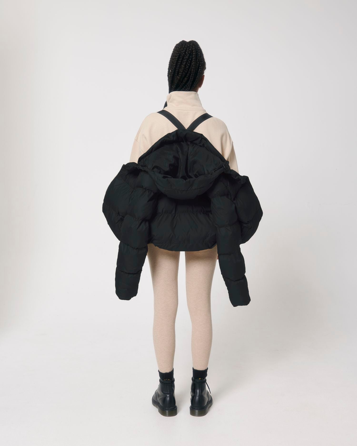 Puffer in Farbe Black