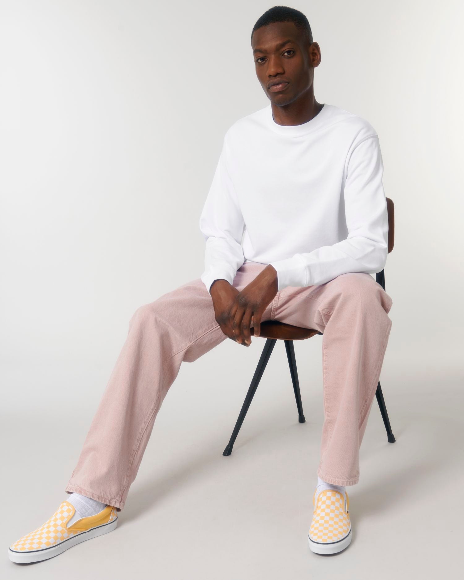 Matcher in Farbe White