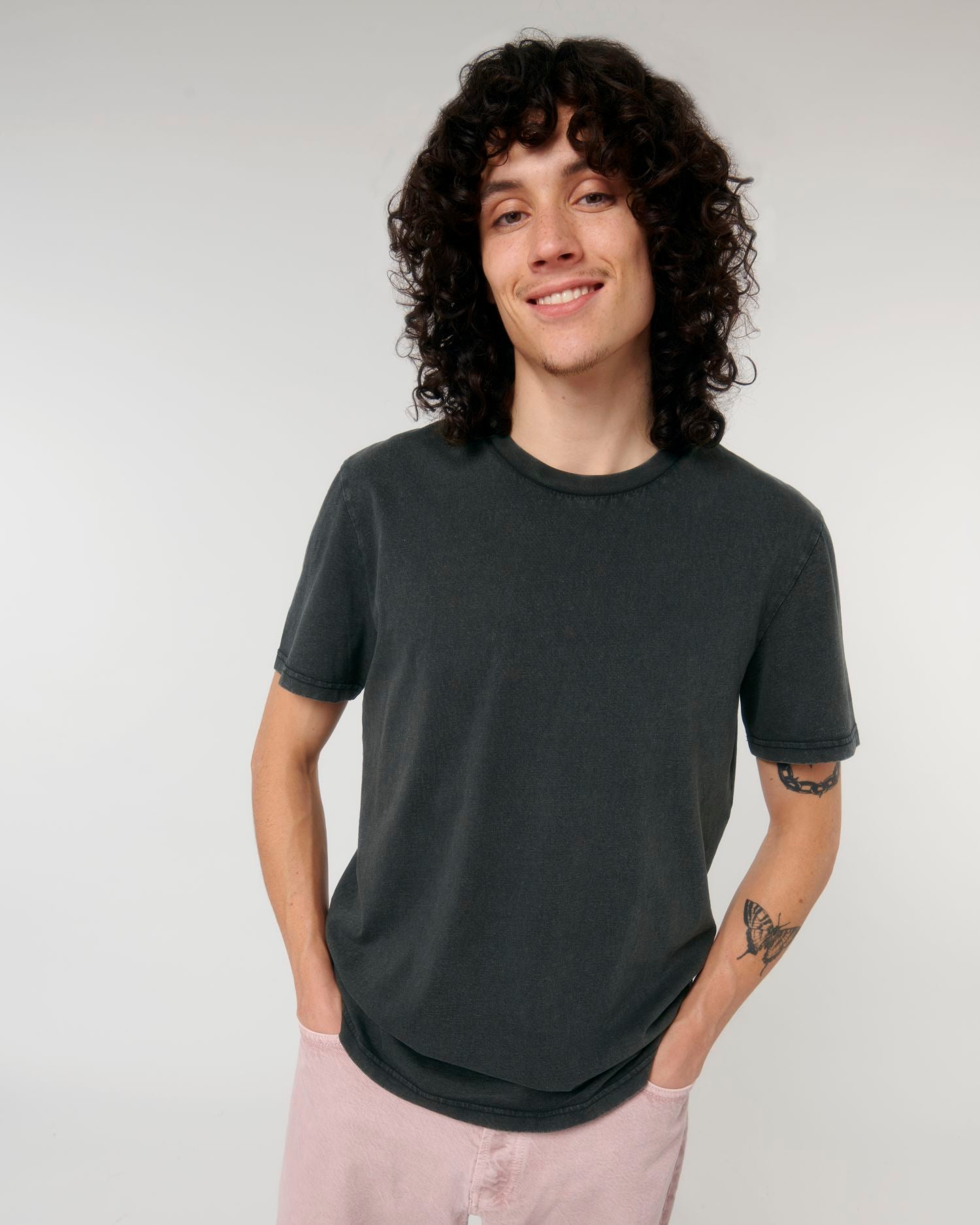 T-Shirt Crafter Vintage in Farbe G. Dyed Black Rock