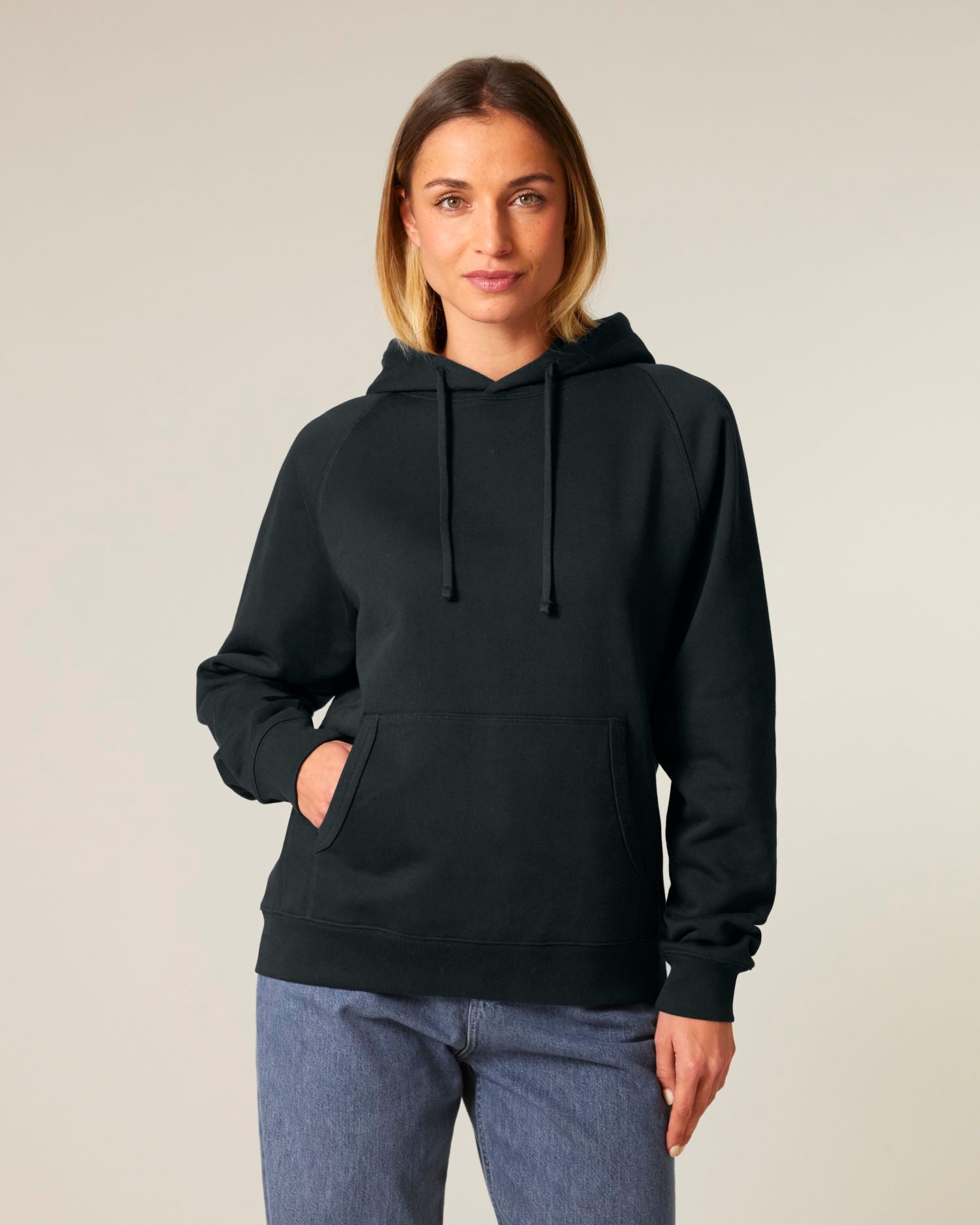Striker - ShirtStore