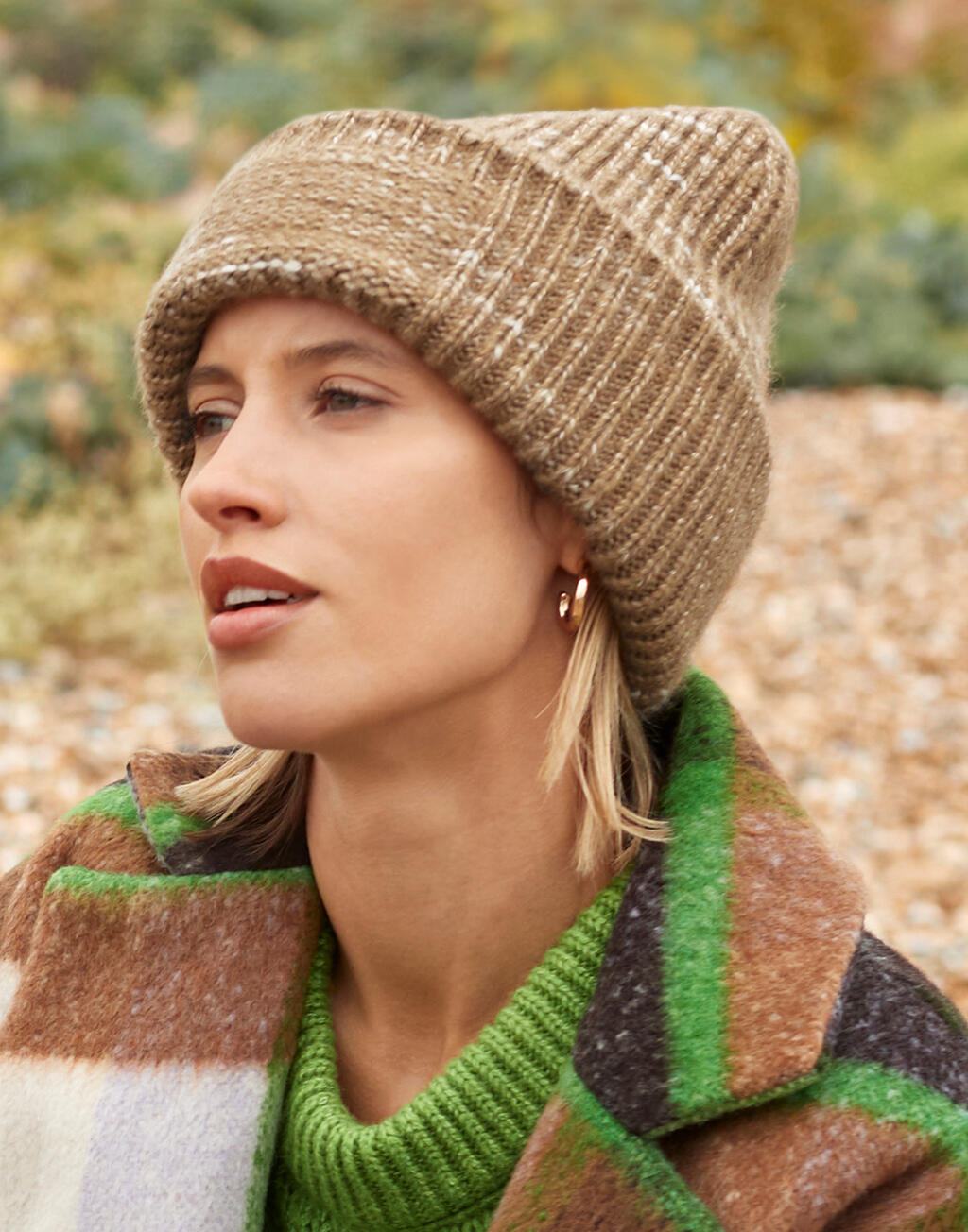 Chunky Knitted Patch Beanie - ShirtStore