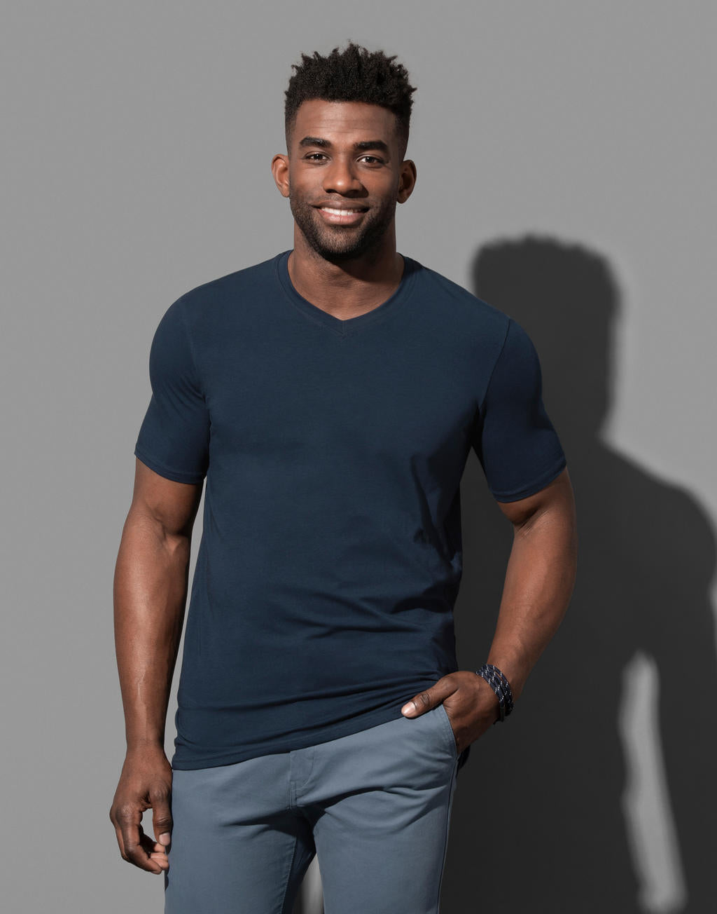  Clive V-Neck in Farbe White