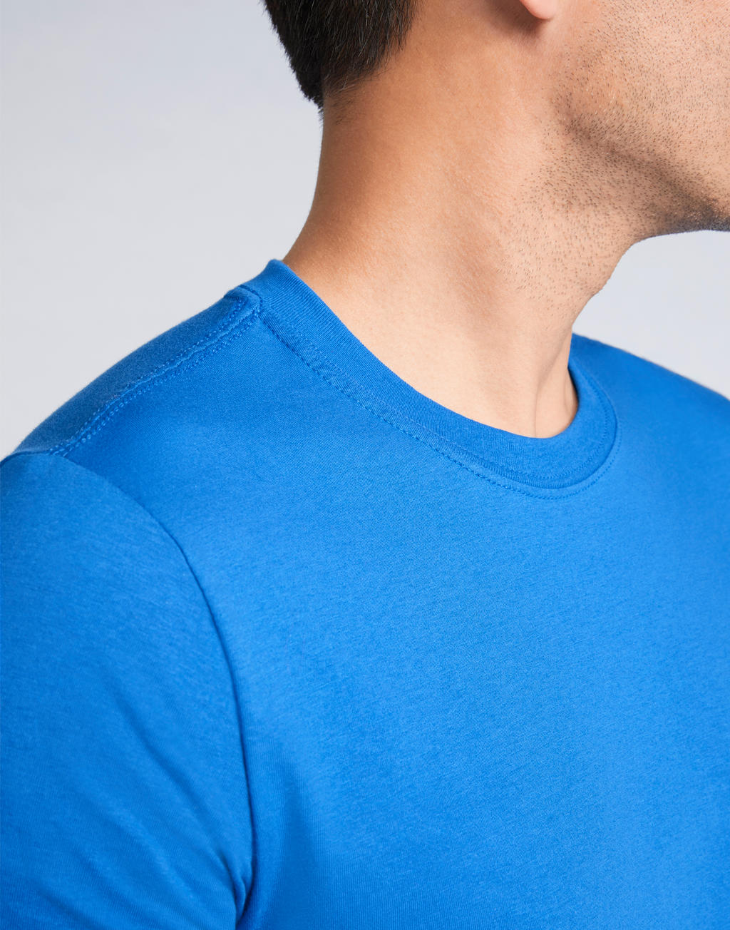  Softstyle® Ring Spun T-Shirt in Farbe White