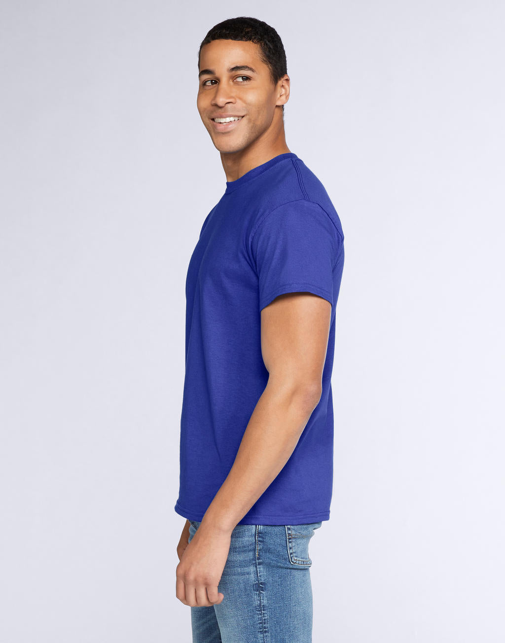  Heavy Cotton Adult T-Shirt in Farbe White