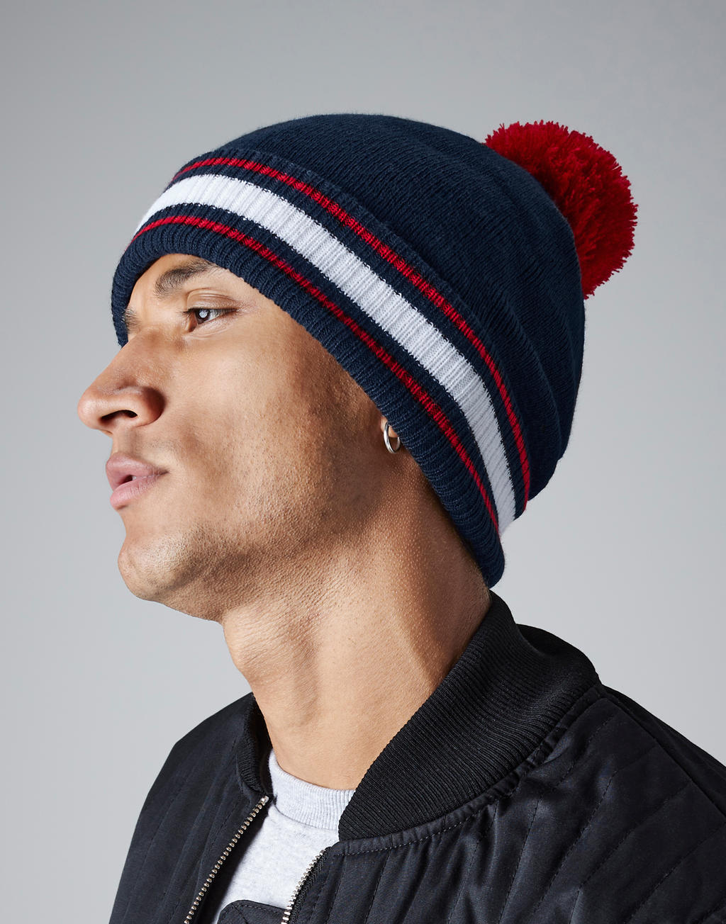  Stadium Beanie in Farbe Black/Gold