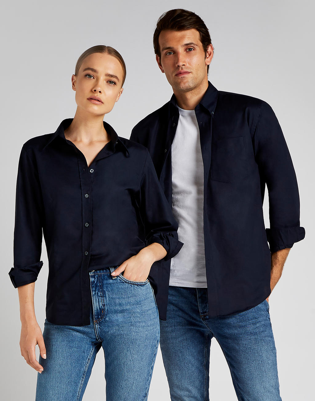  Women's Tailored Fit Workwear Oxford Shirt in Farbe White
