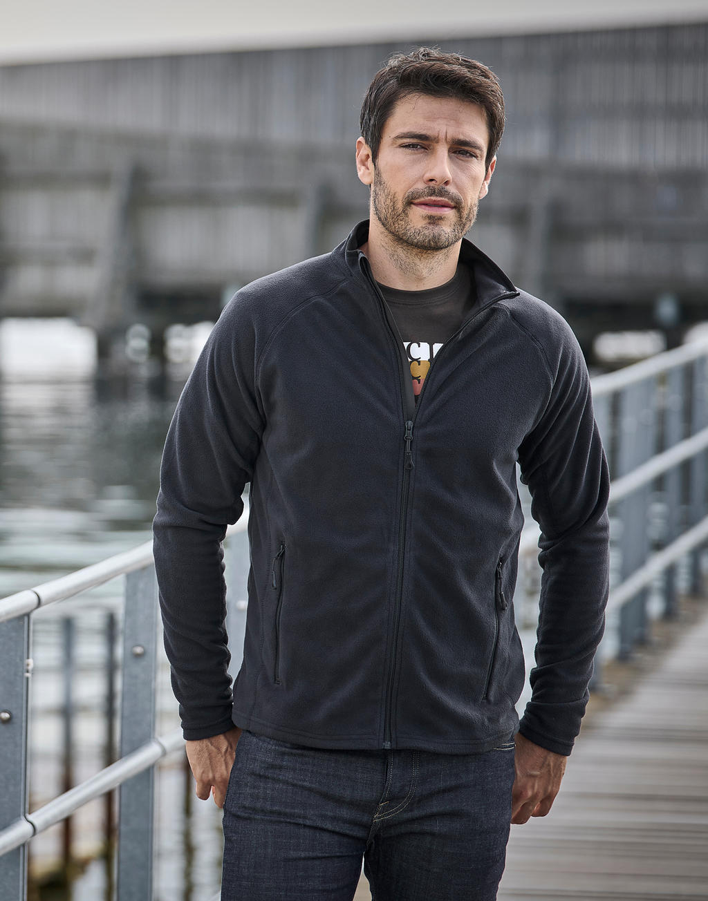  Active Fleece in Farbe Black