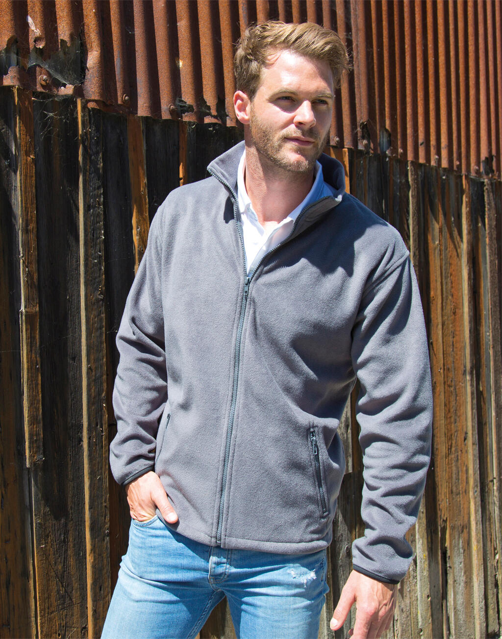  Fashion Fit Outdoor Fleece in Farbe Black