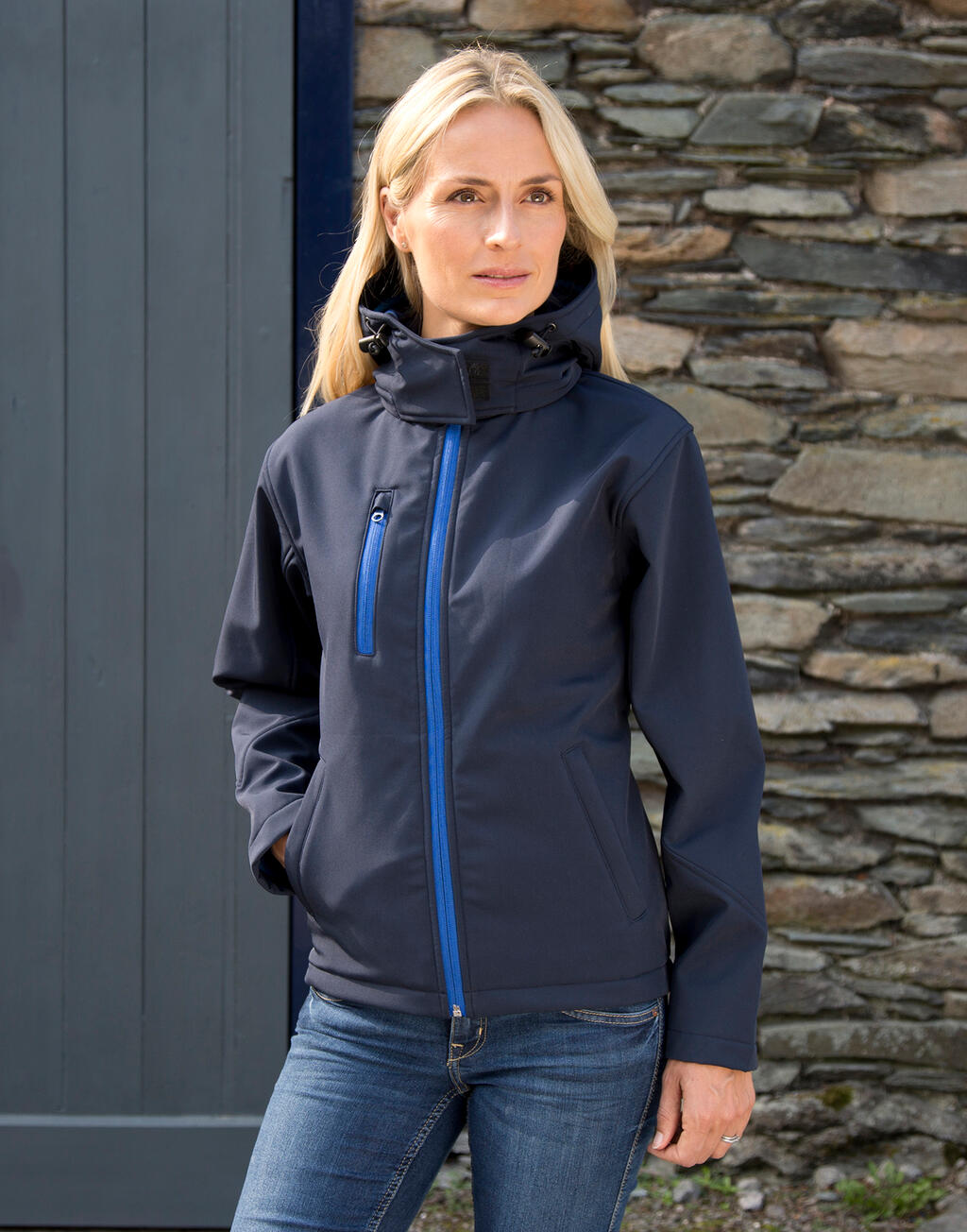 Ladies TX Performance Hooded Softshell Jacket in Farbe Black/Grey