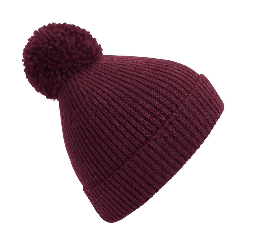  Engineered Knit Ribbed Pom Pom Beanie in Farbe Burgundy