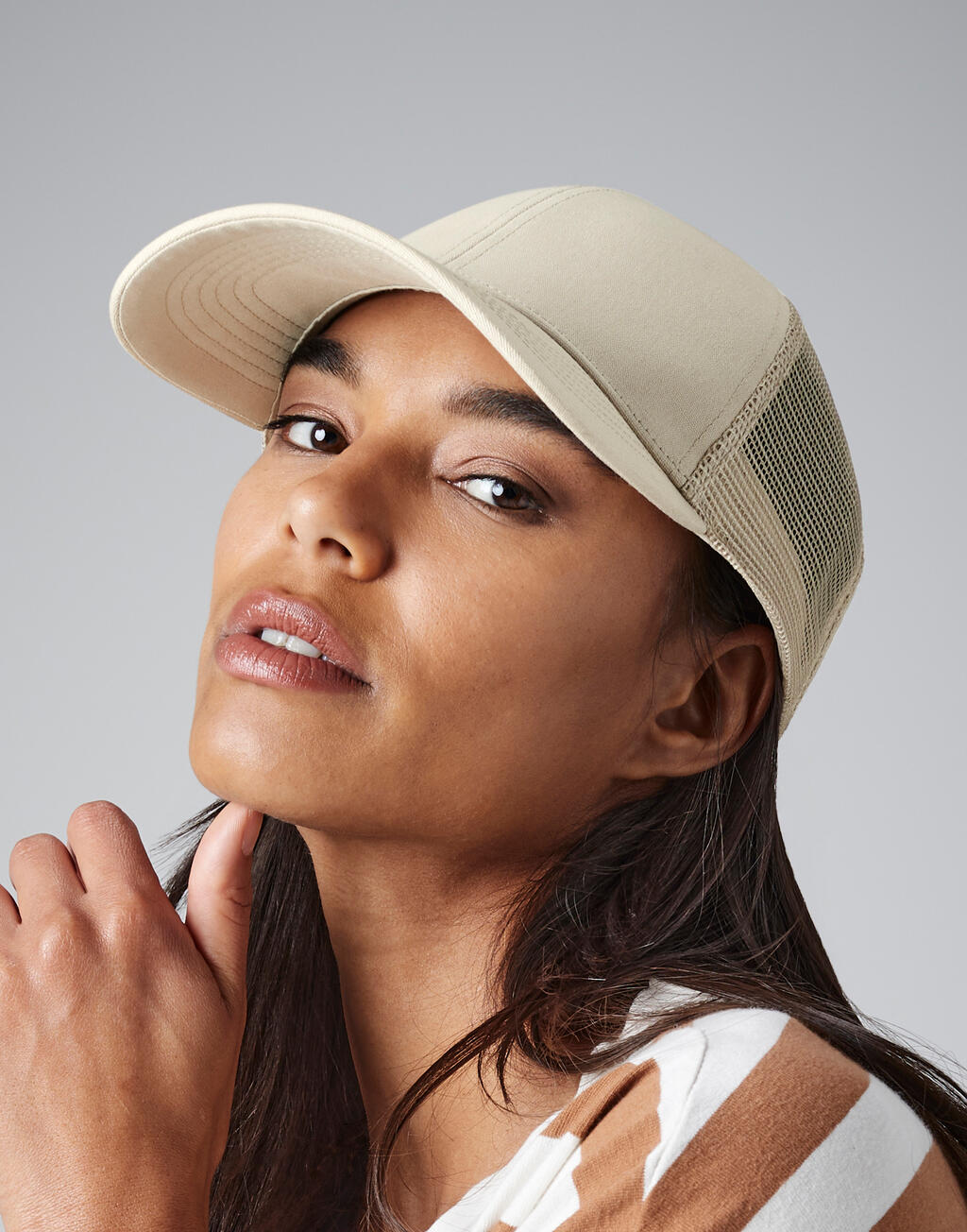  Organic Cotton Trucker in Farbe Black