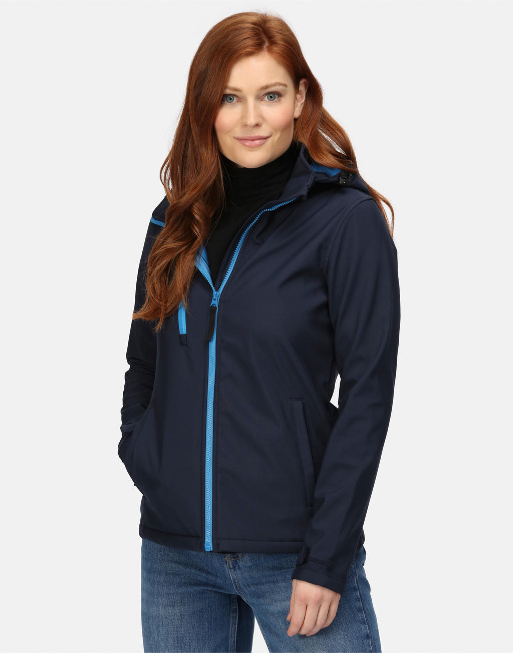  Women's Venturer 3-Layer Hooded Softshell Jacket in Farbe Black