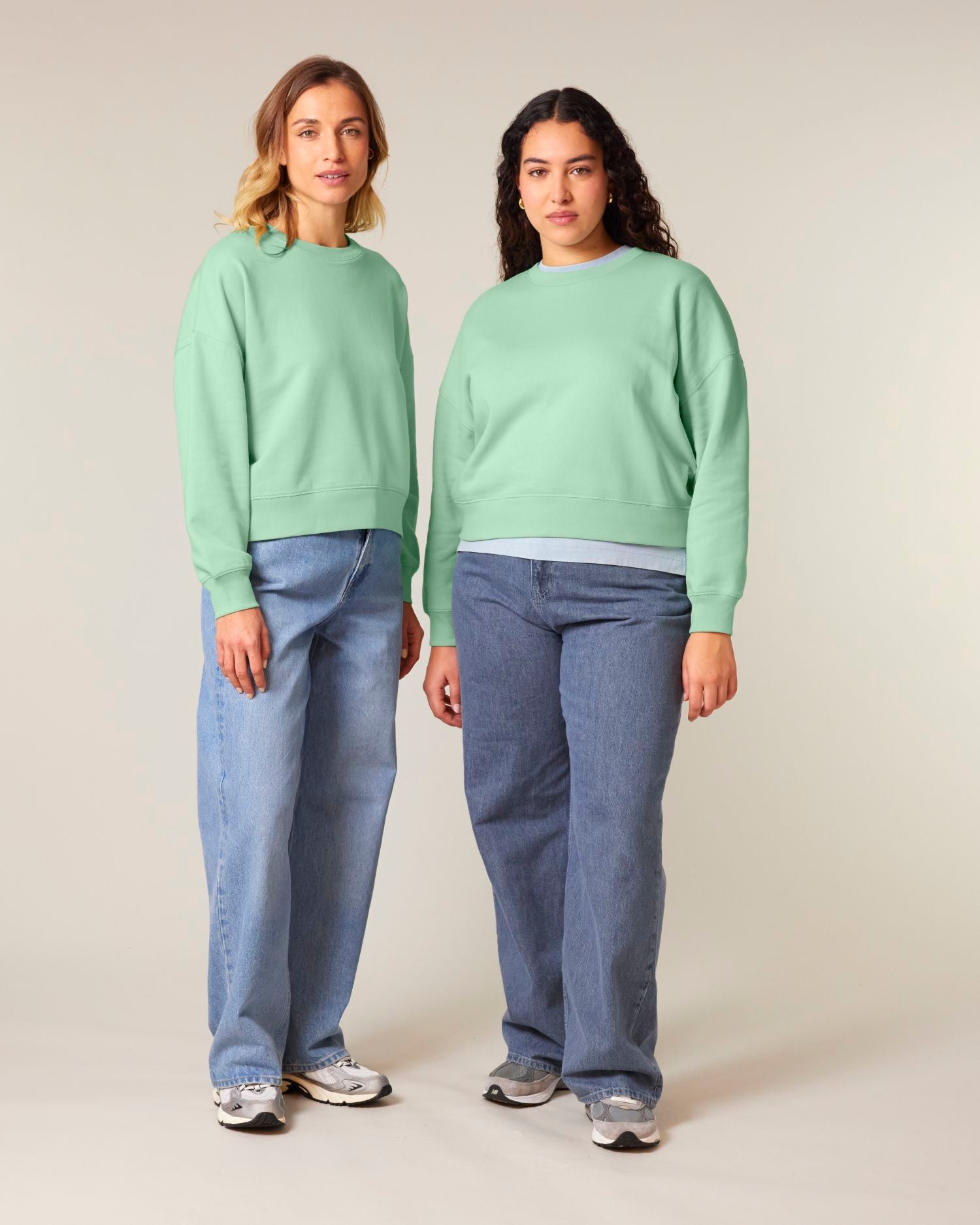 Sweatshirt Stella Alma in Farbe Misty Jade