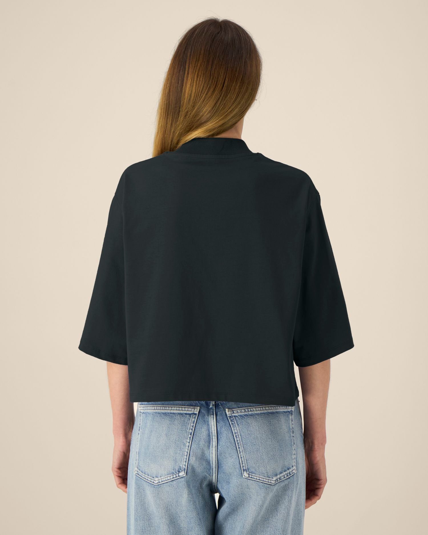 Stella Raya in Farbe Black