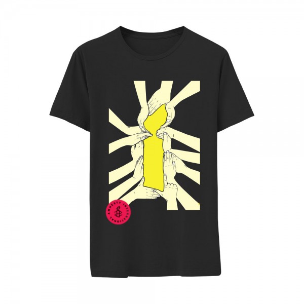 T-Shirt Candle Hands